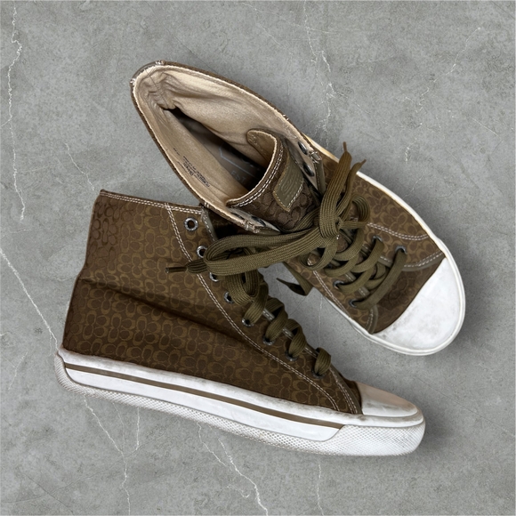 Coach Shoes - Coach Olive High-Top Sneakers:size9B